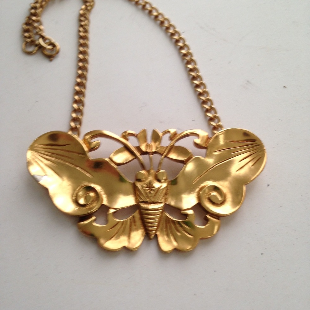 Custom Made, Heavy Gold Plated Butterfly Choker - Picture 4 of 7